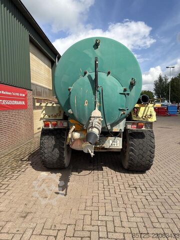 Tank  
