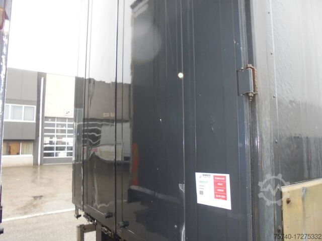 Suitcase Renders RMAC 9.9 + 2 AXLE + Combi