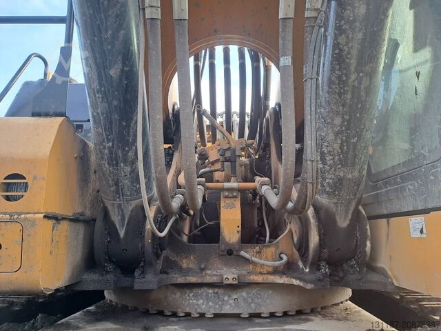 Crawler excavator CAT 395