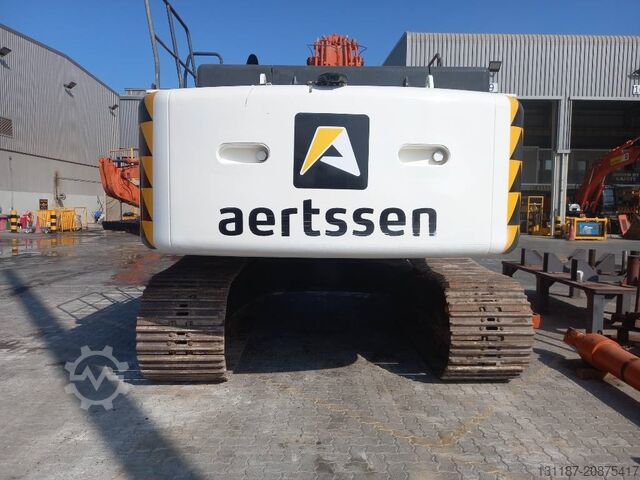 Crawler excavator Hitachi ZX470-5G (Abu Dhabi)