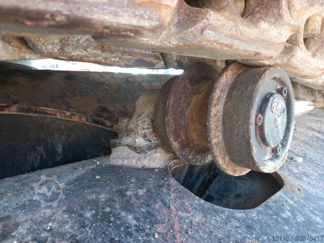 Crawler excavator Hitachi ZX470-5G (Abu Dhabi)