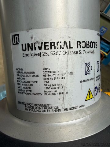 Robots Universal Robots UR10 Cobot