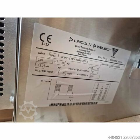Four Lincoln gas conveyor ovens, 25 pizzas/hour Lincoln 1154-F00-E-KF006