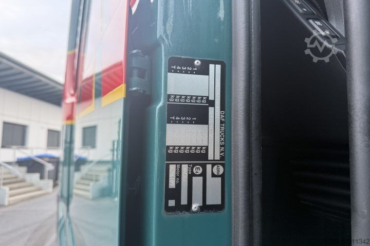 Standard tractor unit DAF XF 510 4x2H Retarder / Swiss-Vehicle