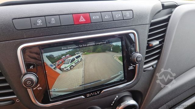 Minibus IVECO Daily C35 M1 9 Sitzer sauberes Fahrzeug