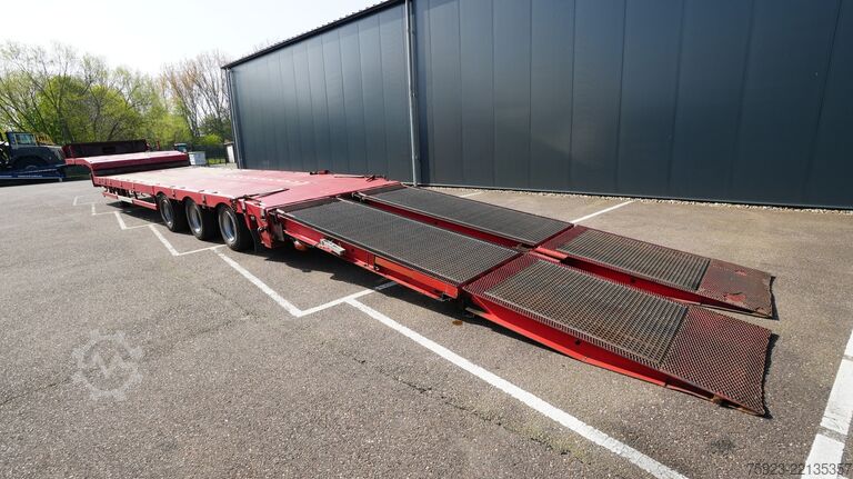 Semi low-loader Nooteboom MCO-48-03V 3 axle semi low loader extendable