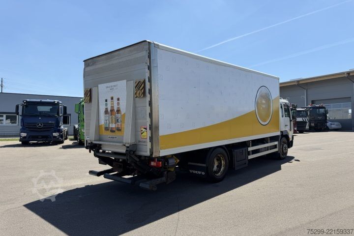 Box truck Volvo FL6H-250 4x2 Koffer/HB / Swiss-Vehicle
