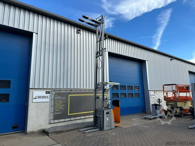 VS-22314 Electric triplex ride-on stacker Still EXVSF14, lift height 5,316 mm STILL EXVSF14