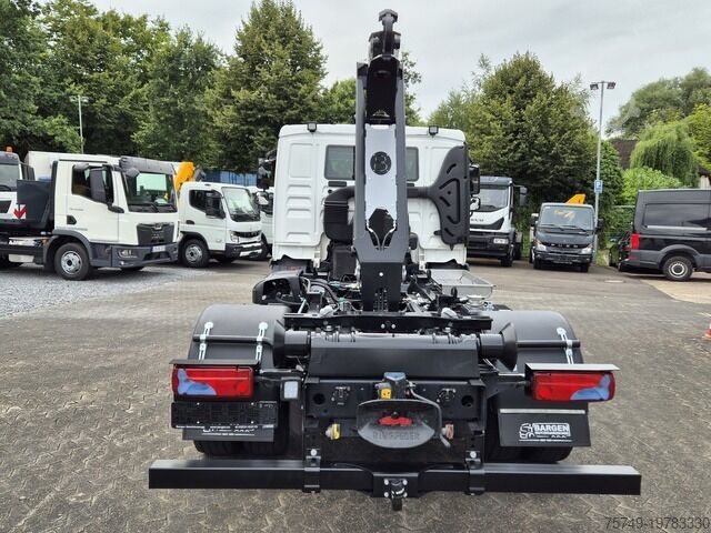 Roll-off tipper truck man TGL 12.220 BL City Abrollkipper AHK Euro 6