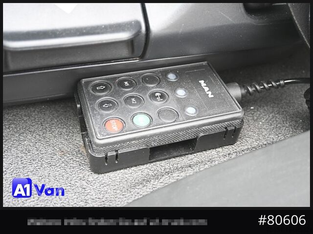 Customized van MAN TGL 8.190 4x2 BL Pritsche Plane, LBW, Schlafkabine