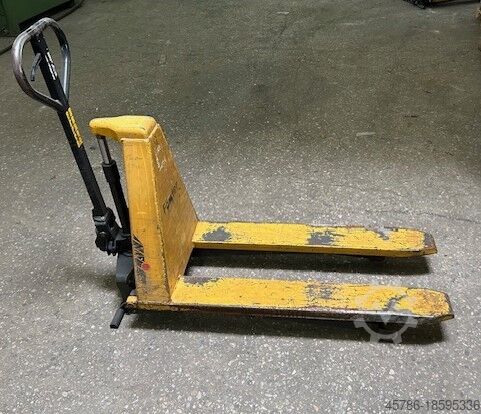 Pallet stacker Jungheinrich
