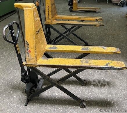 Pallet stacker Jungheinrich 