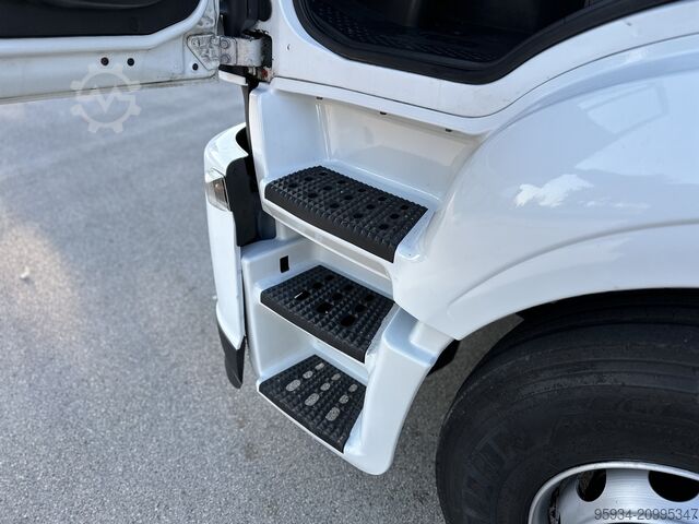 Refrigerated truck Iveco Stralis 310