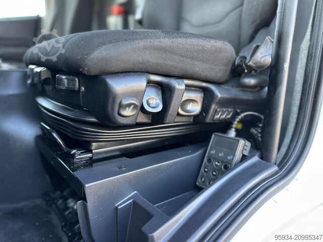 Refrigerated truck Iveco Stralis 310