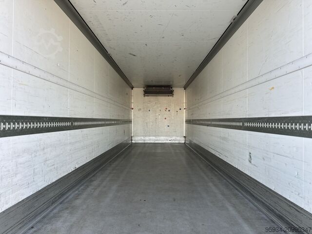 Refrigerated truck Iveco Stralis 310