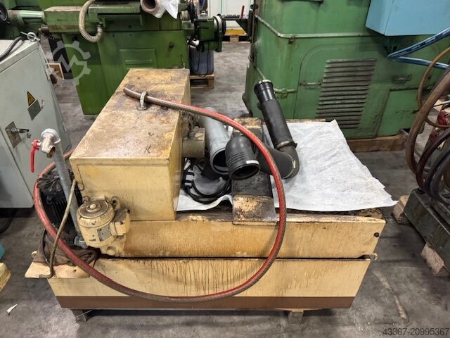 Cylindrical grinding machine SCHAUDT AR 750