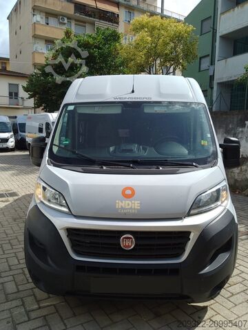 Caravan/camper Fiat Weinsberg Carabus 600 K | 4 posti letto | Completamente attrezzato