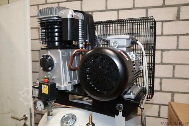 4 kW piston compressor 10 bar with tank AIRKO Maxxi 5,5 D-270