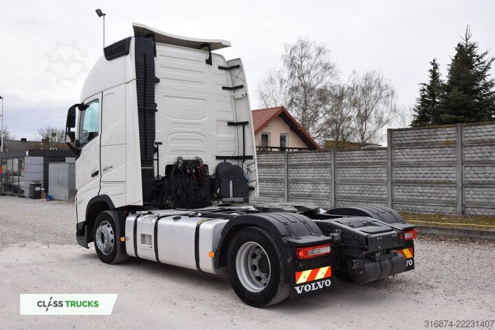 Standard tractor unit VOLVO FH 460 Globetrotter XL Varios i-Save