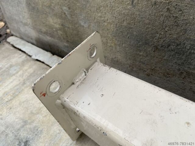 Shelf connector Nedcon NS/ lichte Weite: 400 mm/ Materialfarbe: cremeweiß