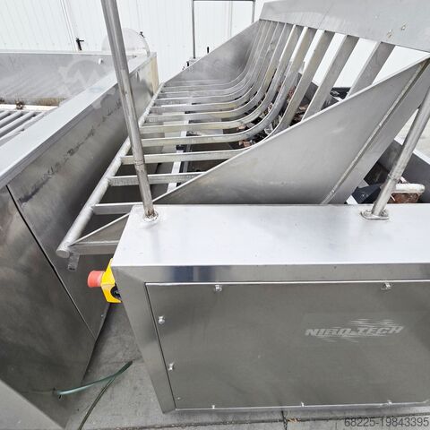 Schwartenbrühen und Borstenentfernung bei Schweinen Niro-Tech N