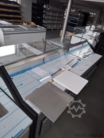 Refrigerated Display Cases – Assisted Modern Expo 