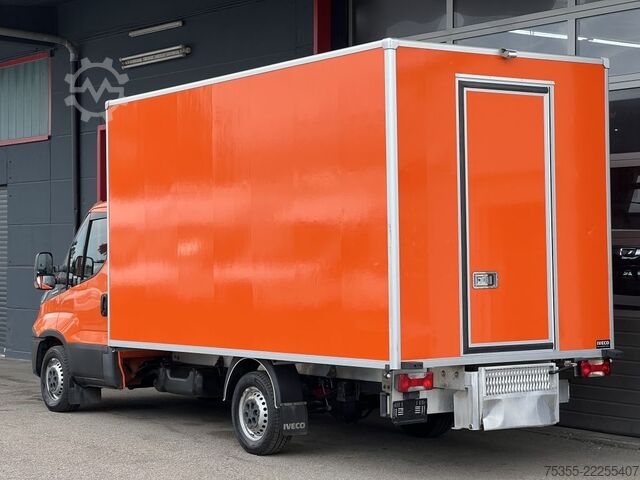 Box van IVECO Daily 35S14A Hi-Matic Klima 4,35m Kamera 1-Hand