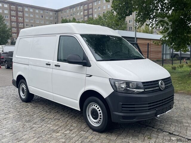 Panel van Volkswagen T6 Transporter 2.0TDI L1H2 *AHK*WEBASTO*KLIMA*