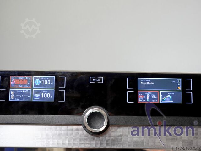 Drying oven 300 °C circulating air 749 liters Memmert UF750plus