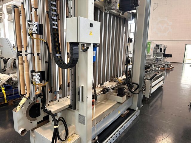 Bearbeitungszentrum mit Durchlauf BREMA VEKTOR 15-13