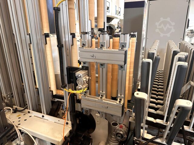 Bearbeitungszentrum mit Durchlauf BREMA VEKTOR 15-13