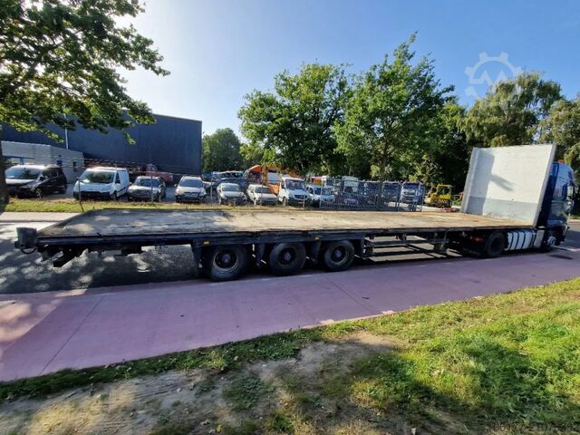 Loading platform Schmitz Cargobull SCS 27