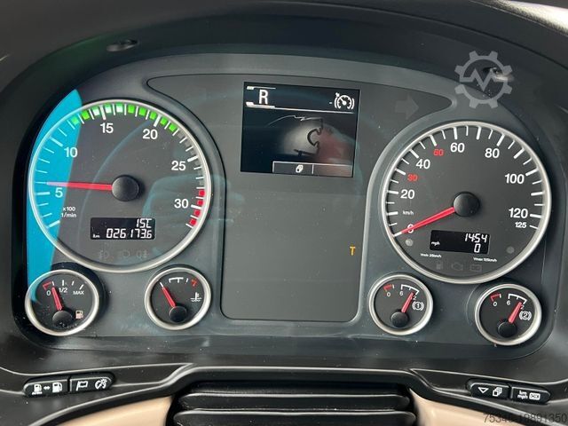 Flatbed truck with tarp MAN TGM 15.290 /BL/Pritsche 7,25m/LBW/AHK/Nur 26 tkm