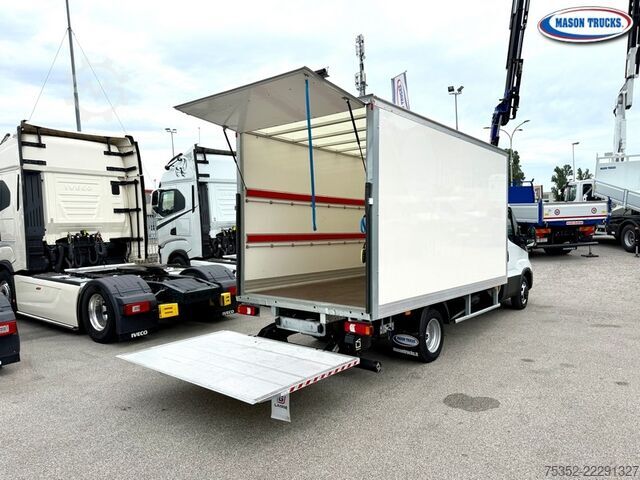 Transporter mit Koffer Iveco Daily 35c160 3.0