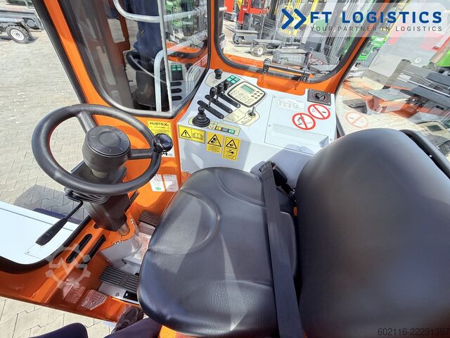4-way forklift Hubtex DQ40D DIESEL TRIPLEX 6500 FREE-LIFT TOP1