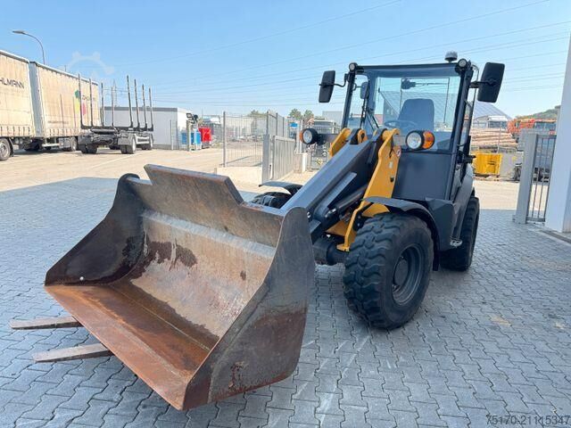 Radlader Ahlmann AX 850 / nur: 671h / 11.2022 / Gabel / Schaufel