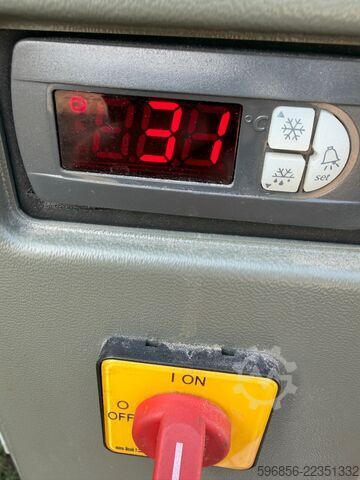 Hyfra Chilly 08/1-S – cooling unit / water recirculator Hyfra Chilly 08/1-S – agregat chłodzący / recyrkulator wody Hyfra Chilly 08/1-S – agregat chłodzący / recyrkulator wody