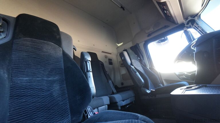 Standard-SZM Mercedes-Benz Actros 1842 Driving school learner truck