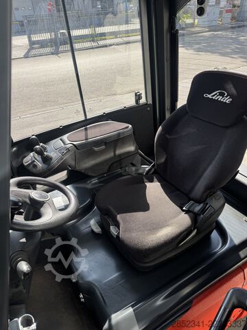 Forklift Linde E16L voll ausgestattet