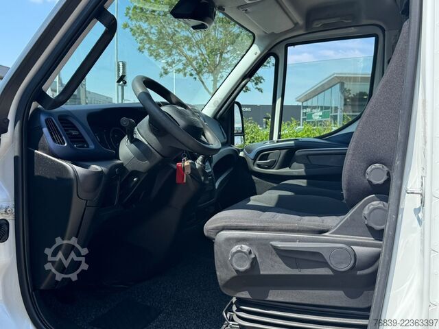 Panel van Iveco Daily 50C18 Hi-matic