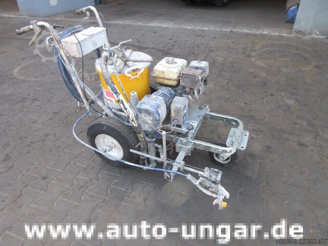 Marking machine Graco LineLazer Striper GM 5000 Airless Roadma
