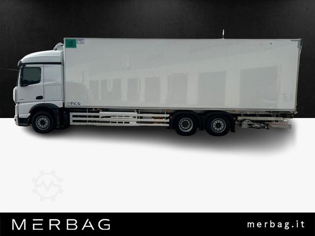 Box truck Mercedes-Benz ACTROS