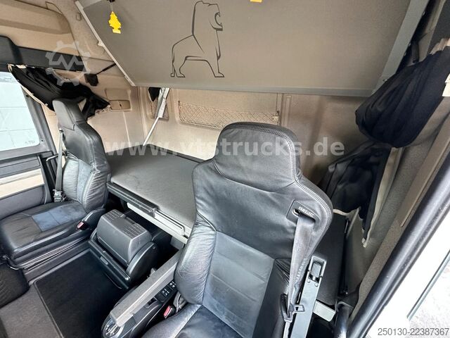 Truck chassis MAN TGX 26.500 6x2 Lenk-/Lift, Fahrgestell