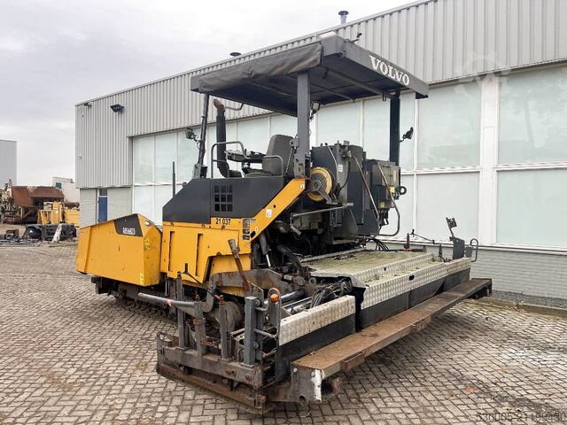 Paver Volvo ABG 6820