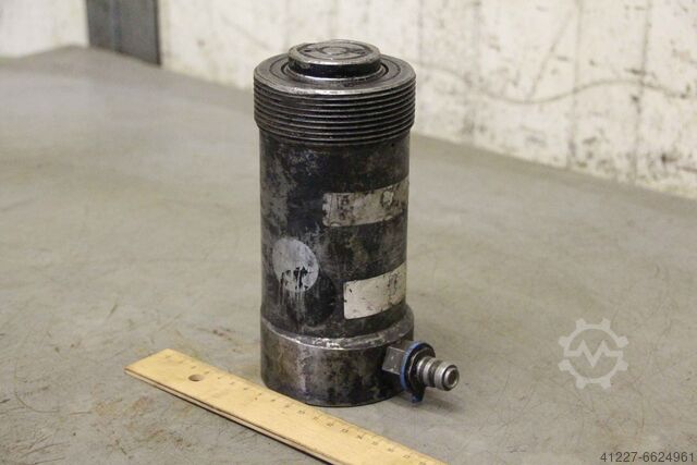 Short-stroke heavy-duty cylinder unbekannt Hub 100 mm