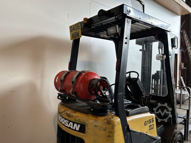 Forklift truck Doosan G15S-2