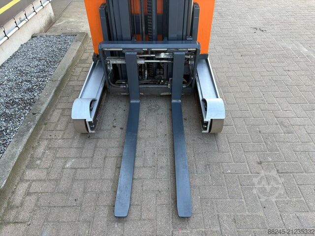 VS-22657 Reach Truck Still FMX17 STILL FMX17