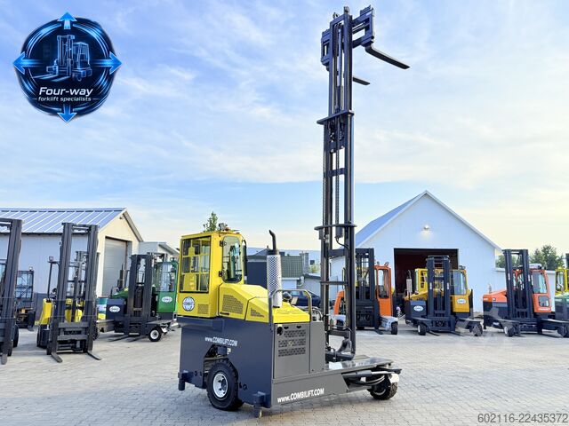 Vierwegestapler Combilift C4000 DIESEL TRIPLEX 6000 FORK POSITIONE