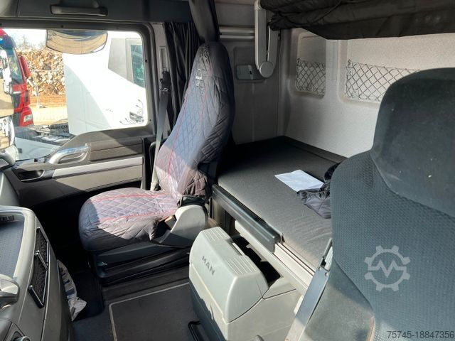LKW-Fahrgestell MAN TGX 26.440 * RETARDER * LIFTACHSE * VOLLUFTFED.*