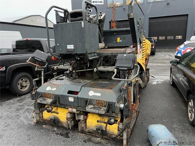 Paver Bomag BF 300P